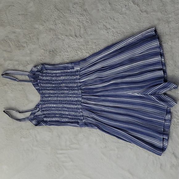Hollister blue&white striped romper - Picture 7 of 12